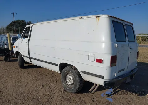 1993 Chevrolet G10 z USA, uszkodzony, nr VIN 1GCDG15H2PF337830